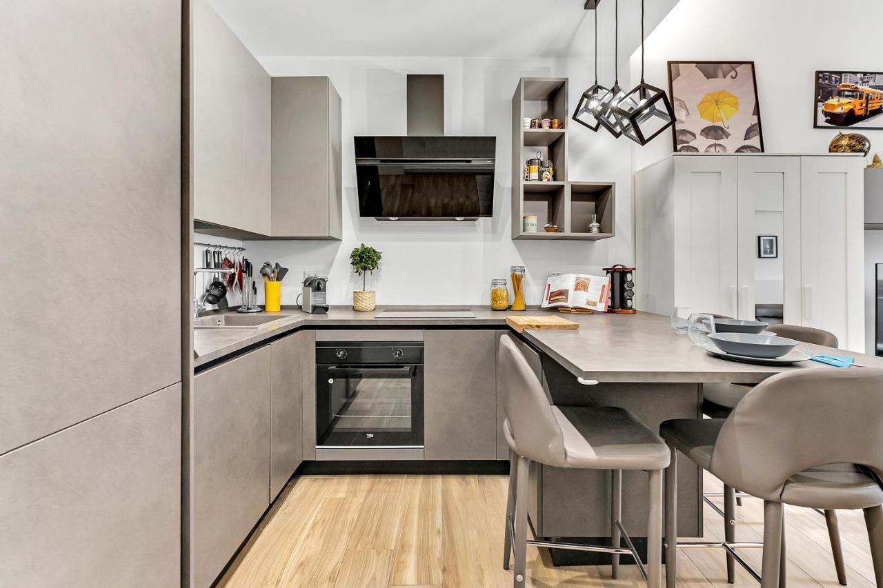 Appartamento Beatrice - Affitti Brevi Italia Milan Luaran gambar